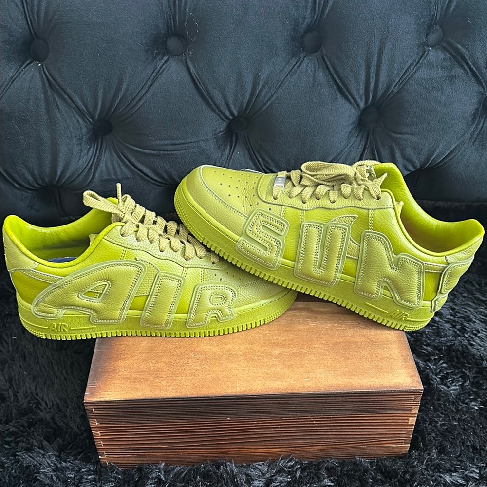 NIKE AIR FLEA CACTUS PLANT